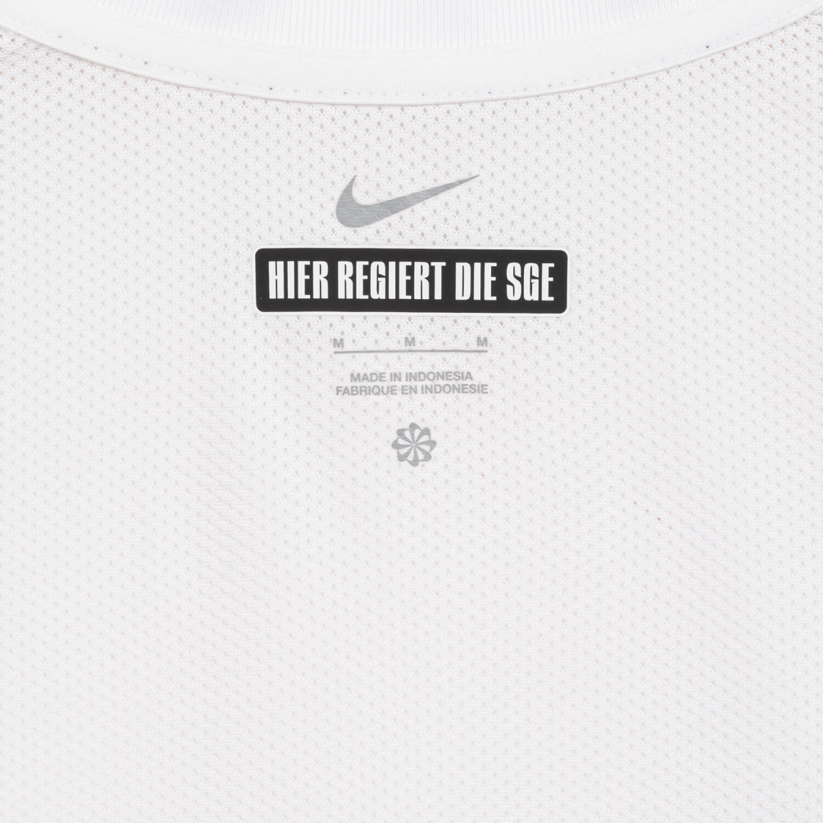 Eintracht Kits Shop – damen trikot heim 24 das heimtrikot der saison 202425 für damen – bindewald Trikots für echte Eintracht-Fans