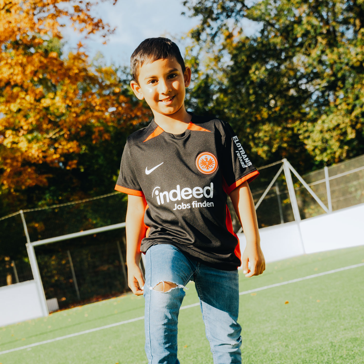 Eintracht Kits Shop – kids trikot auswärts 24 das auswärtstrikot der saison 202425 für kinder – rode Trikots für echte Eintracht-Fans