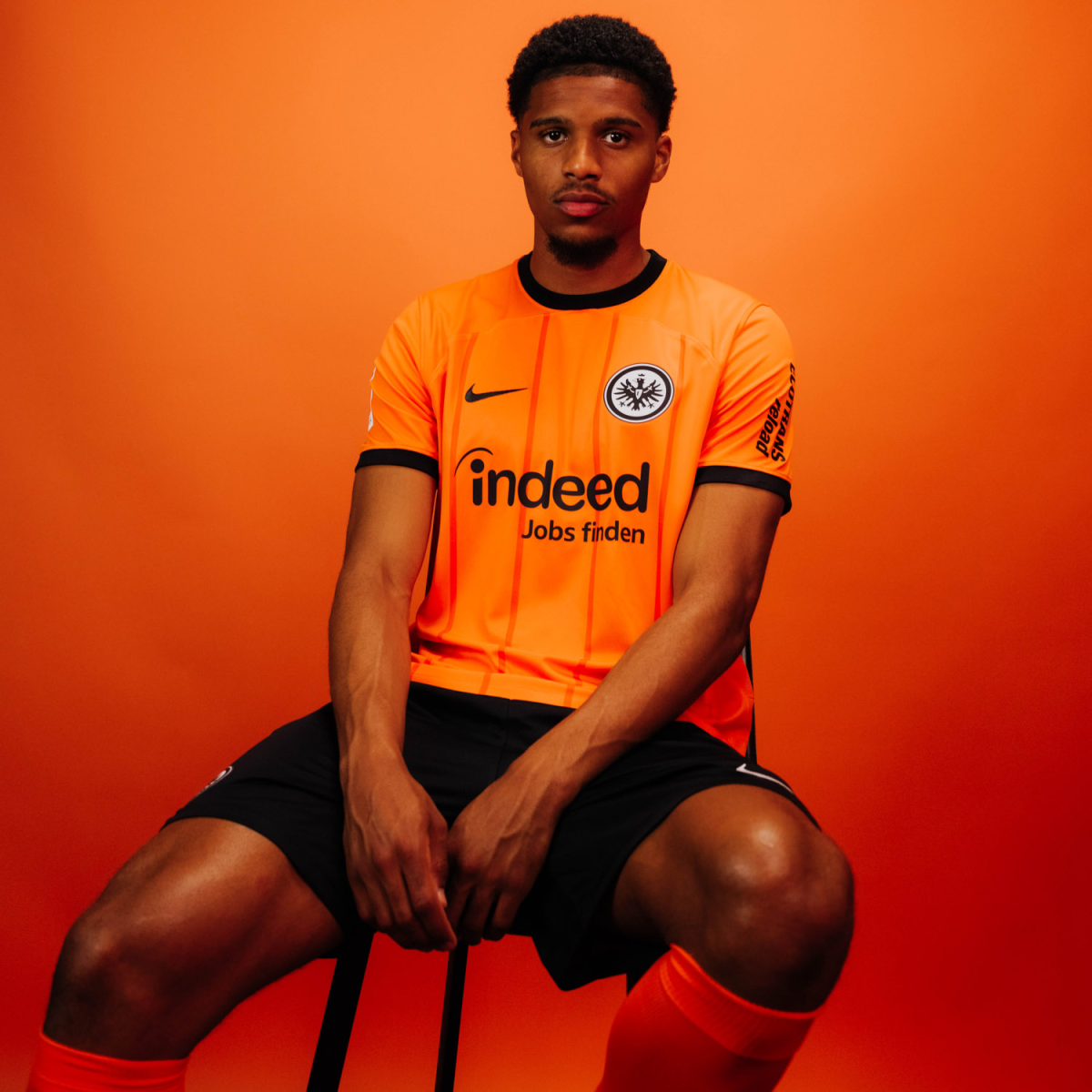Eintracht Kits Shop – trikot ausweich 24 das männer-ausweichtrikot für die saison 202425 – bindewald Trikots für echte Eintracht-Fans