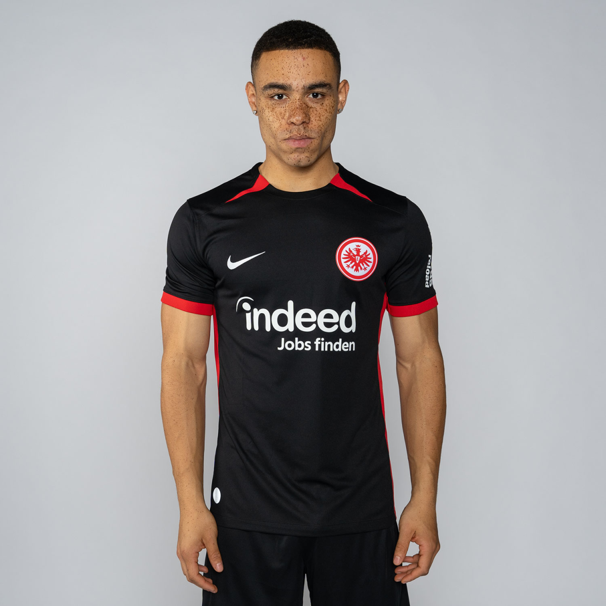 Eintracht Kits Shop – trikot auswärts 24 das männer-auswärtstrikot für die saison 202425 – İnanoĞlu Trikots für echte Eintracht-Fans