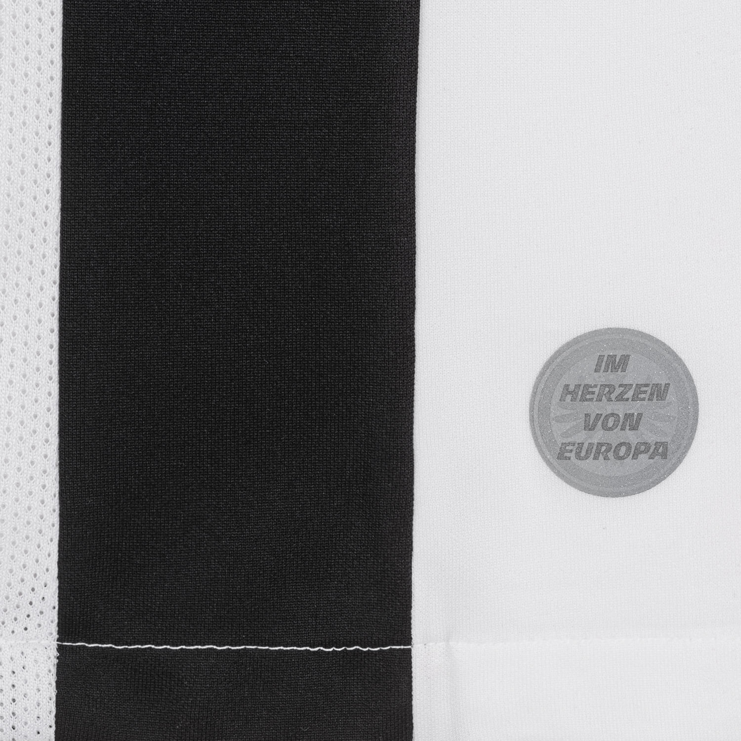 Eintracht Frankfurt FC Shop – trikot esport 24 das trikot der esports mannschaft 202425 – hahn für echte Fans