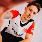 Eintracht Kits Shop – trikot heim 24 das männer-heimtrikot für die saison 202425 – hasebe Trikots für echte Eintracht-Fans