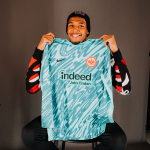 Eintracht Kits Shop – trikot torwart 24 das torwarttrikot für die saison 202425 – kauas Trikots für echte Eintracht-Fans