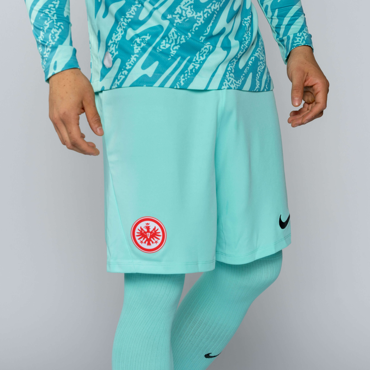 Eintracht Kits Shop – trikothose torwart 24 passend zum torwarttrikot der saison 202425 Trikots für echte Eintracht-Fans